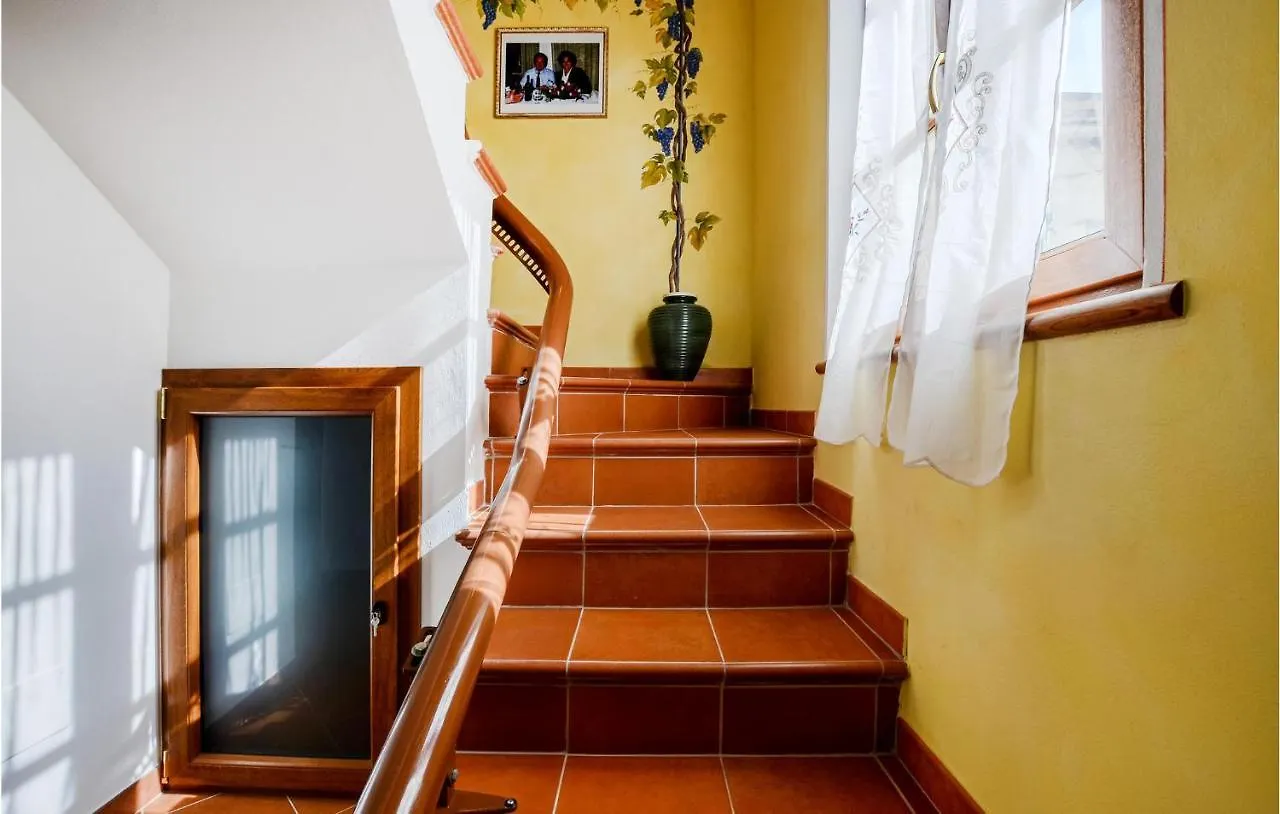 Nice Home In Terrinca With Wifi Holiday home